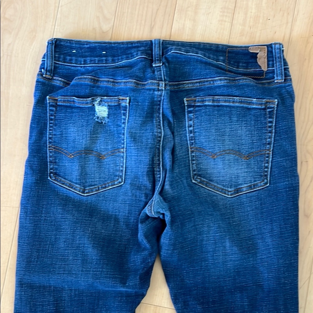 American Eagle Outfitters Men's Ripped Dark Blue Skinny Jeans - Picture 13 of 15